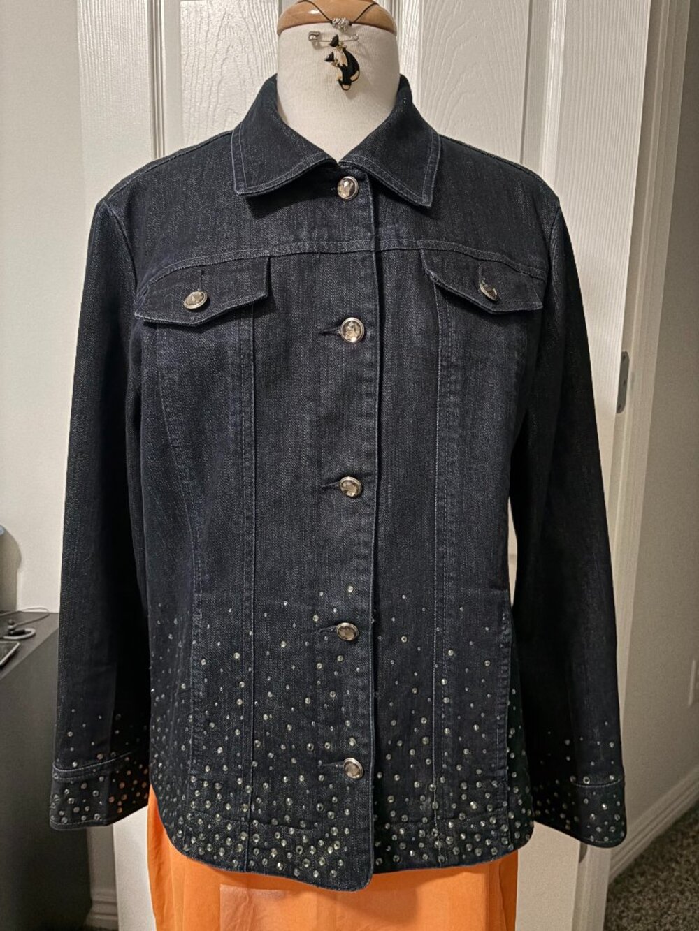Chico's Platinum Embellished Rhinestone Dark Denim Jacket Size 2 or 12 (L)